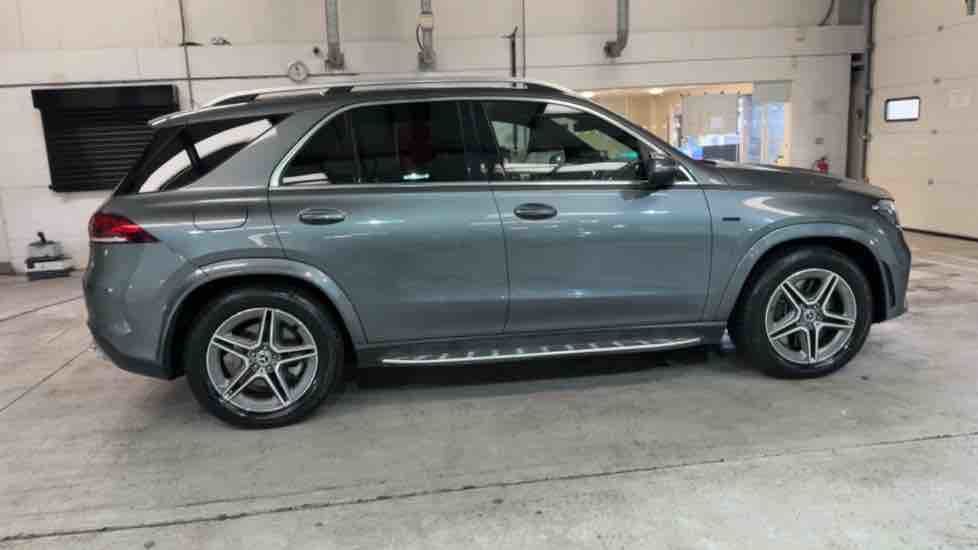 More views of Mercedes-Benz GLE