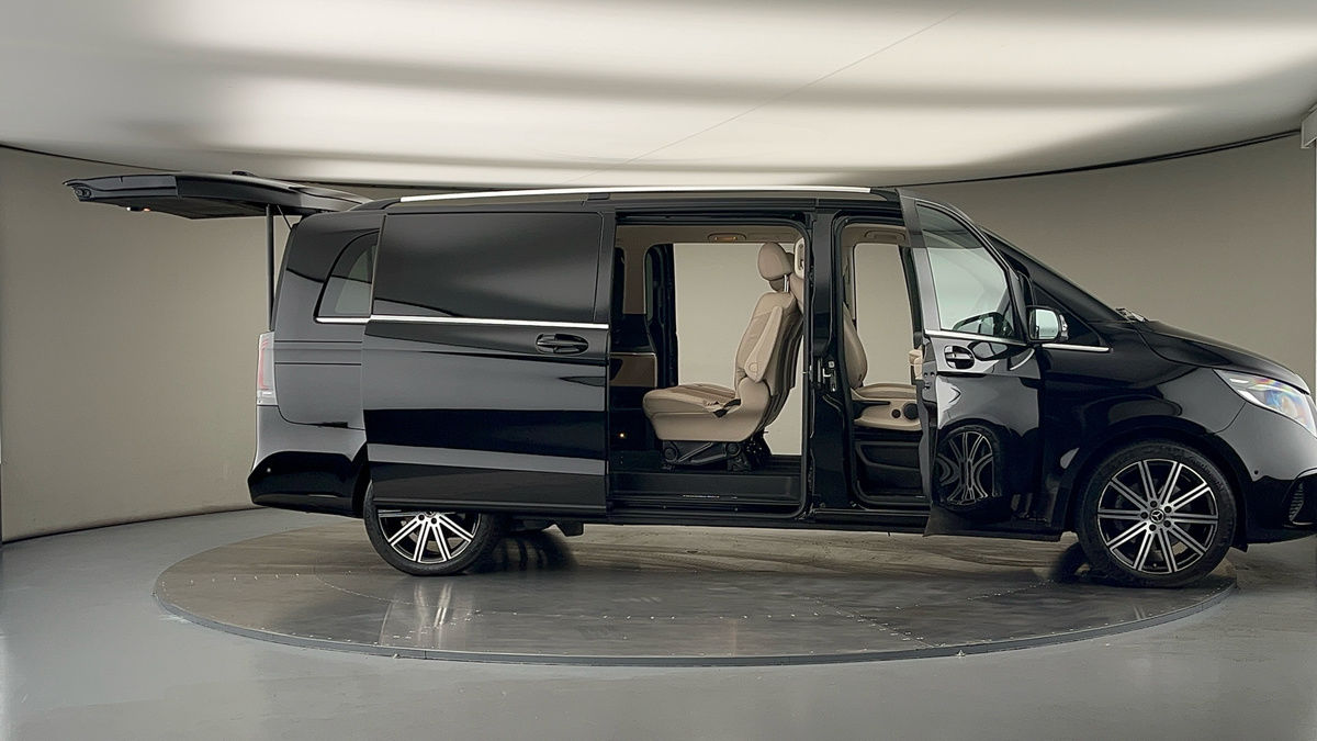 More views of Mercedes-Benz V Class