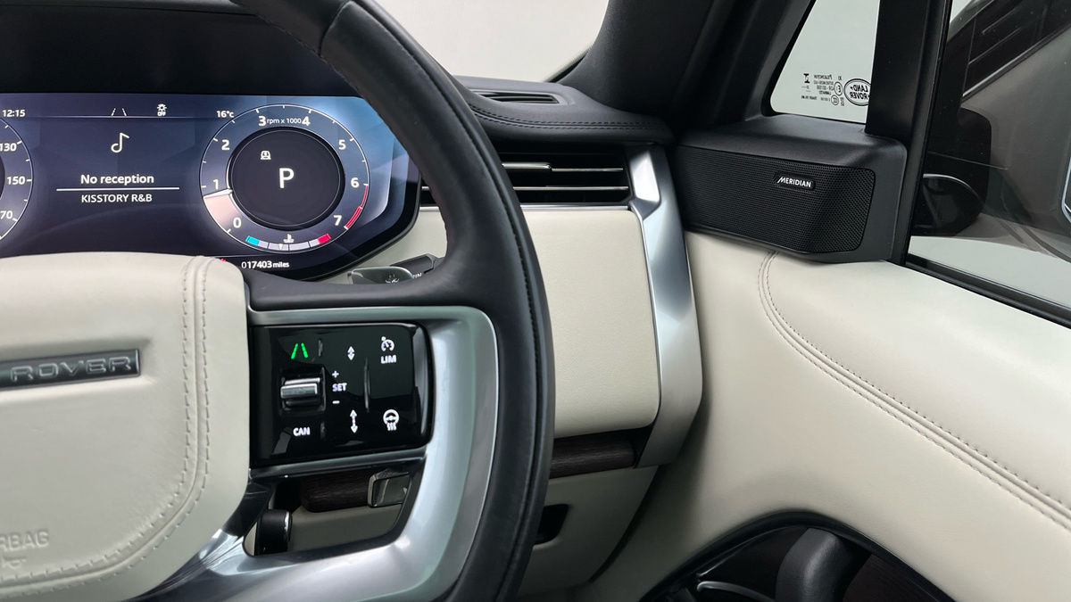Land Rover Range Rover Image 14