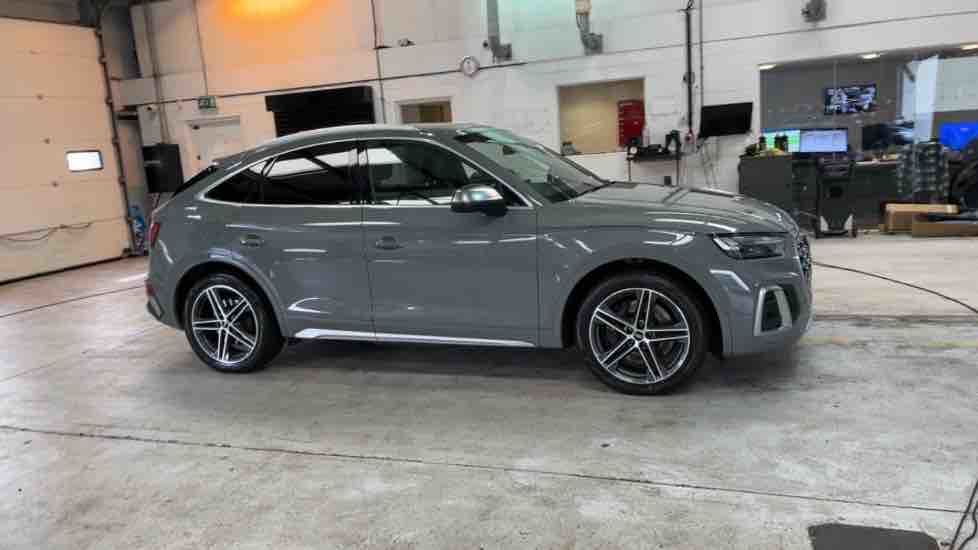 More views of Audi SQ5