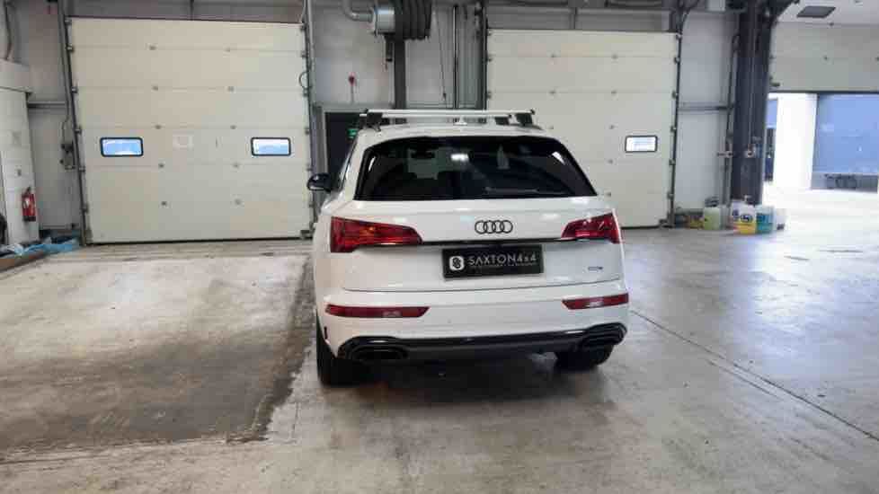 More views of Audi Q5