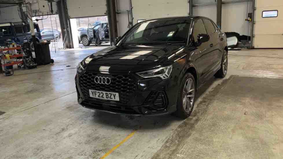 More views of Audi Q3