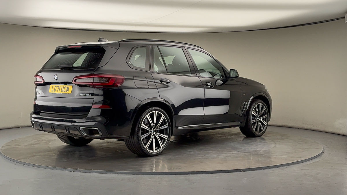 BMW X5 Image 21
