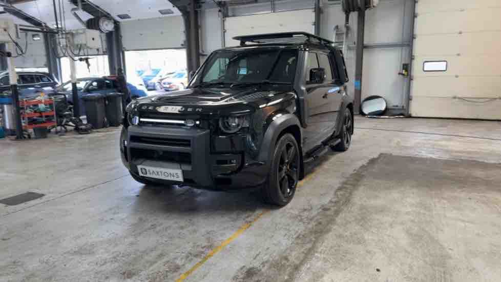 More views of Land Rover Defender 110