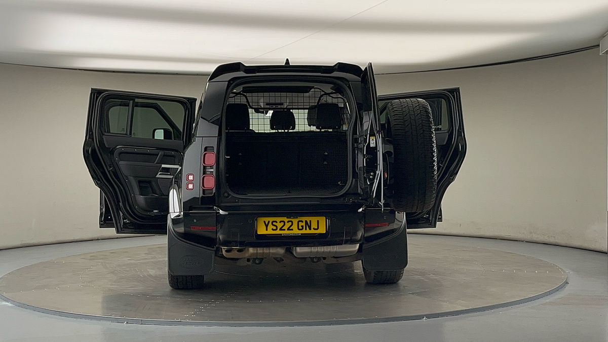 More views of Land Rover Defender 110