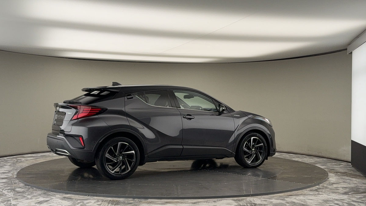 More views of Toyota C-HR