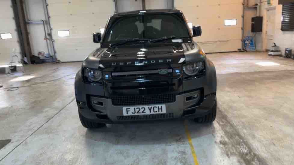 More views of Land Rover Defender 110