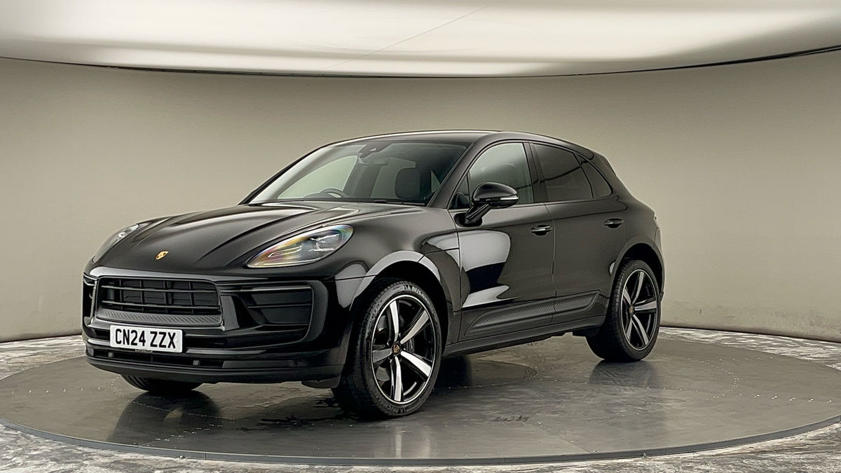 More views of Porsche Macan