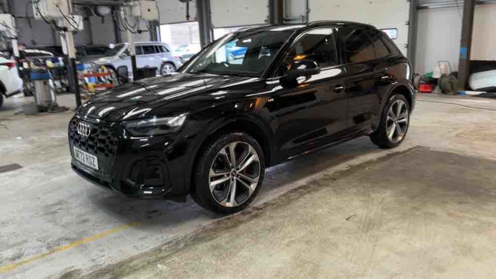 More views of Audi Q5