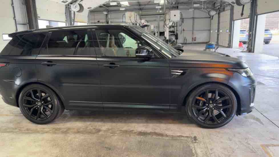 More views of Land Rover Range Rover Sport