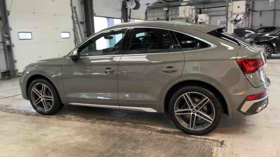 More views of Audi SQ5