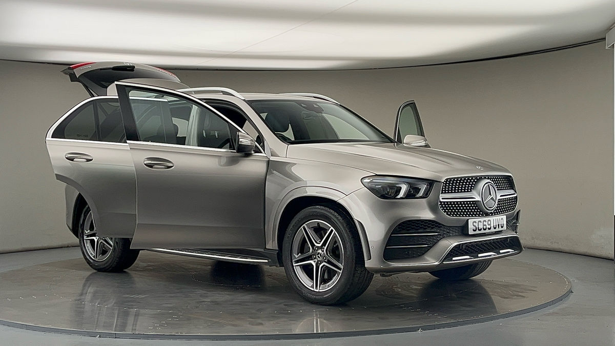 More views of Mercedes-Benz GLE