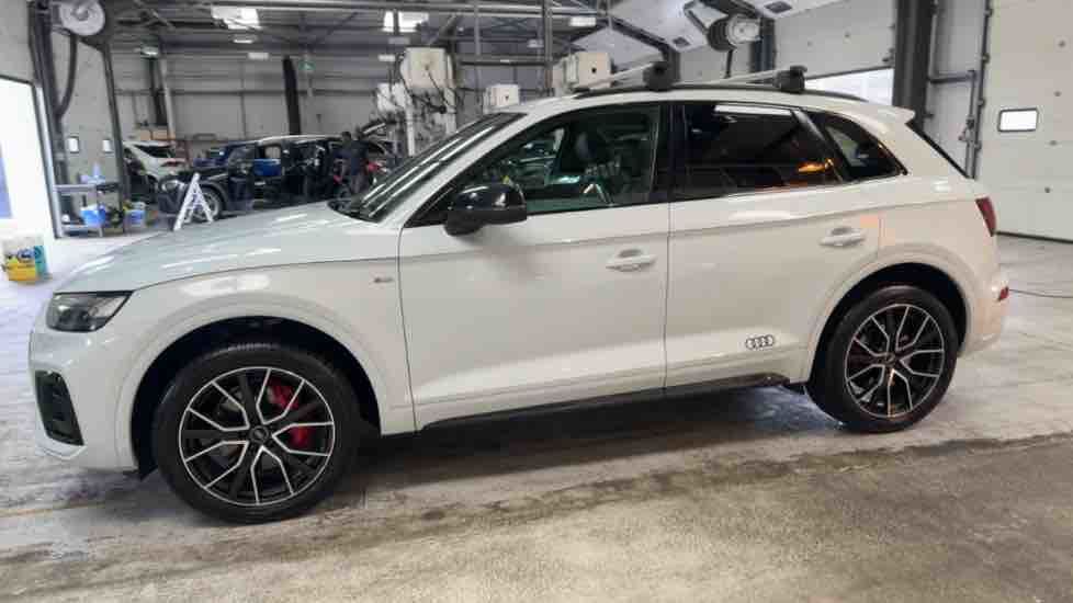 More views of Audi Q5