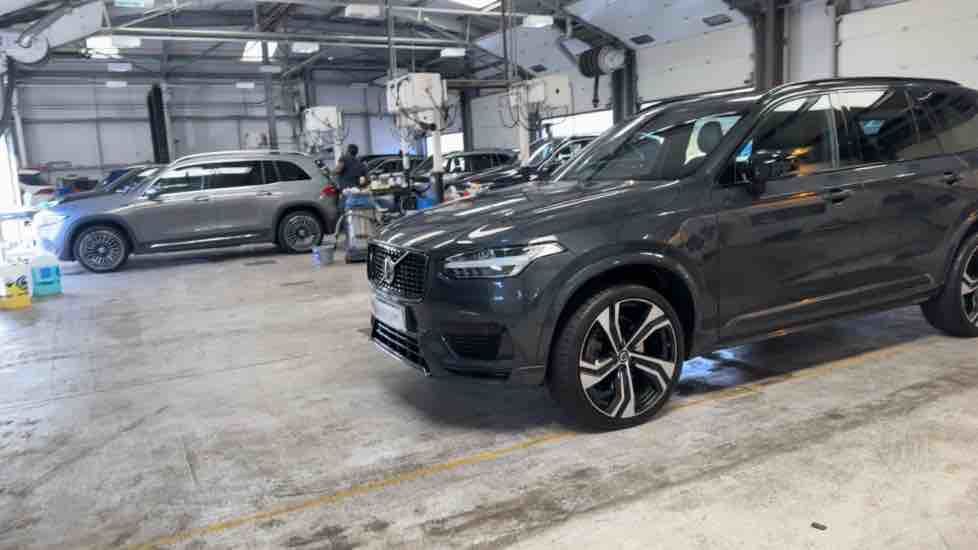 More views of Volvo XC90