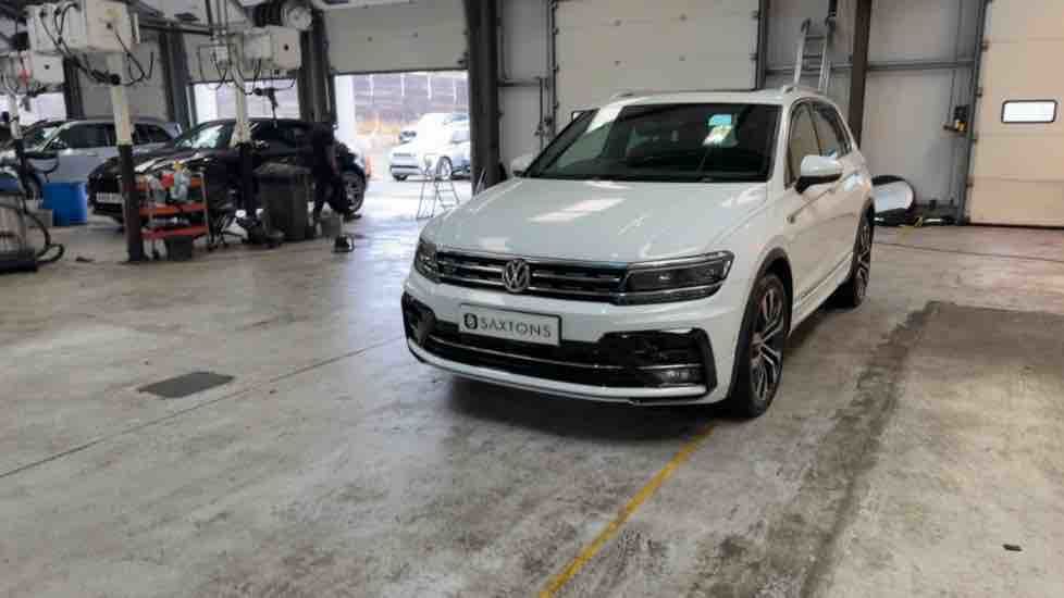 More views of Volkswagen Tiguan
