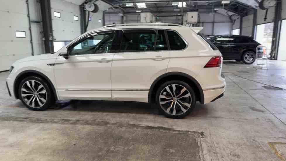 More views of Volkswagen Tiguan