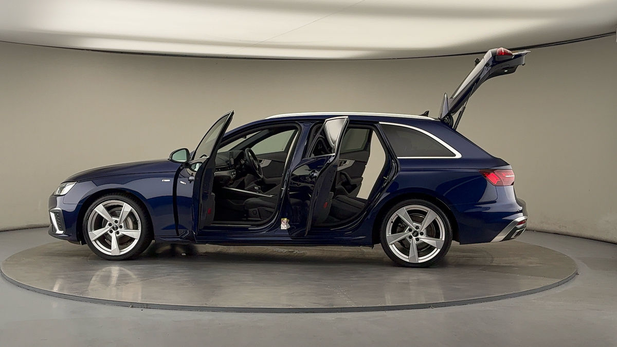 More views of Audi A4 Avant