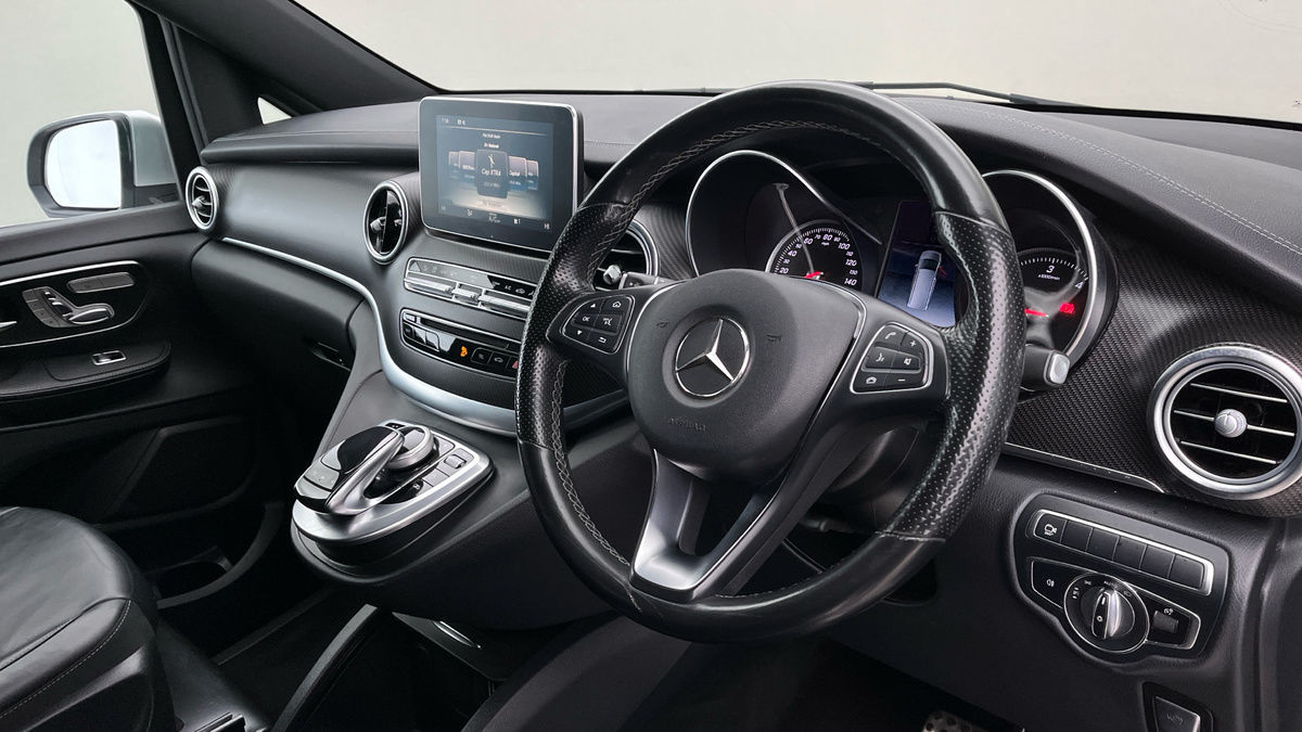 Mercedes-Benz V Class Image 5