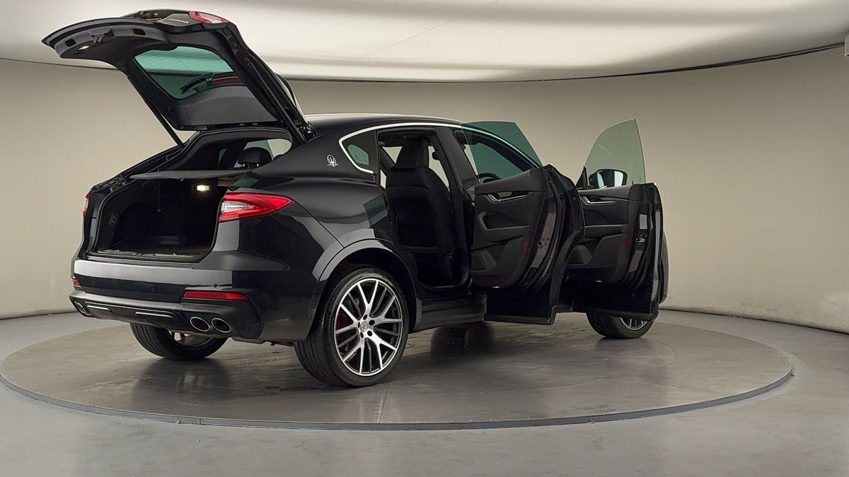 More views of Maserati Levante