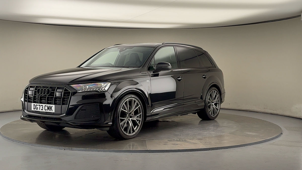 More views of Audi Q7