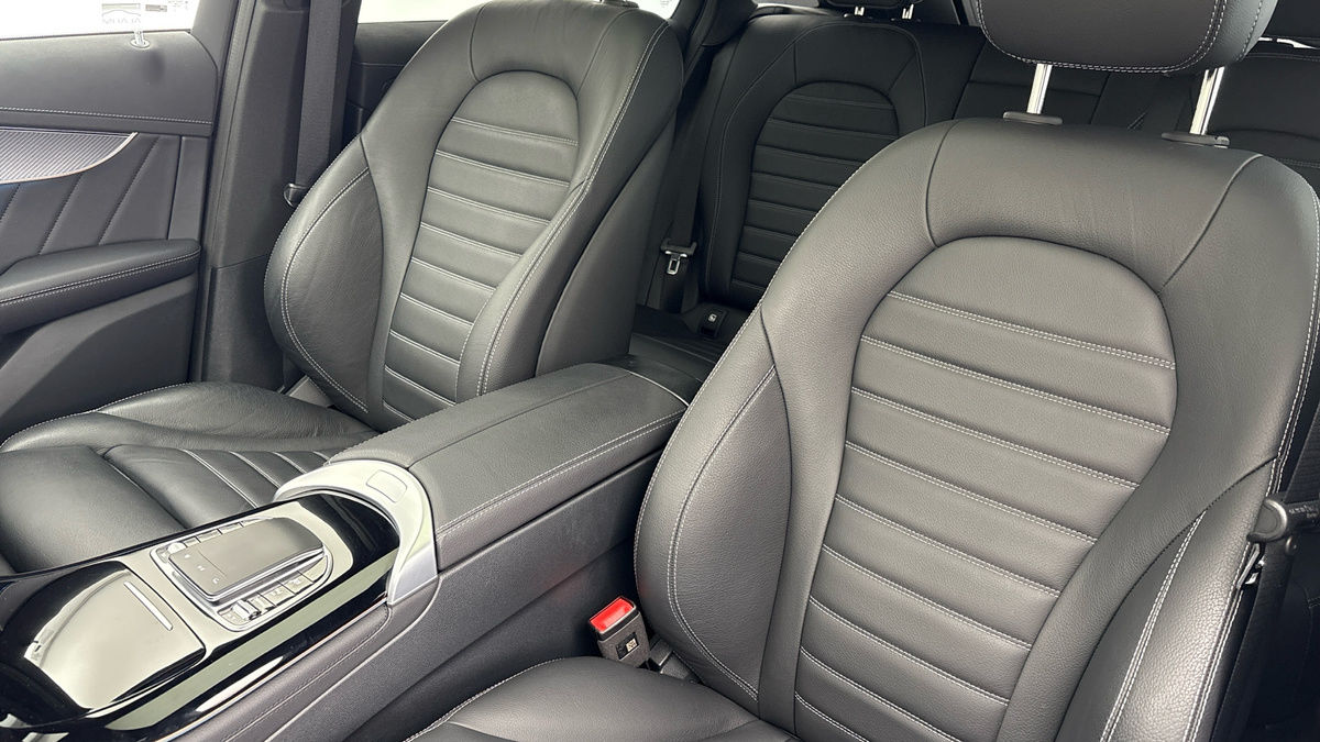 Mercedes-Benz EQC Image 7