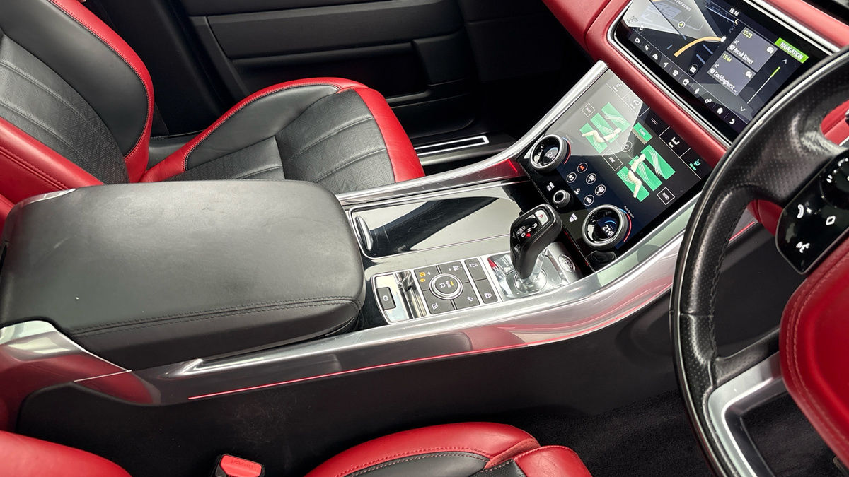 Land Rover Range Rover Sport Image 18