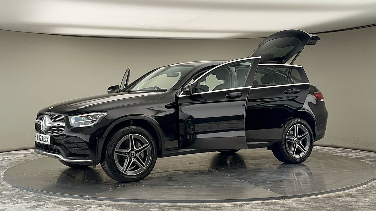 More views of Mercedes-Benz GLC