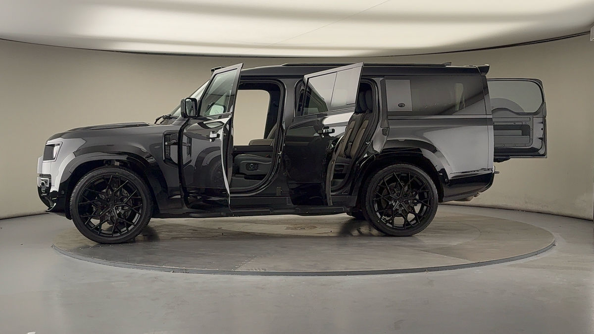 More views of Land Rover Defender 130