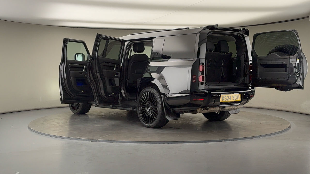 More views of Land Rover Defender 130