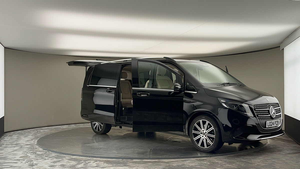 More views of Mercedes-Benz V Class