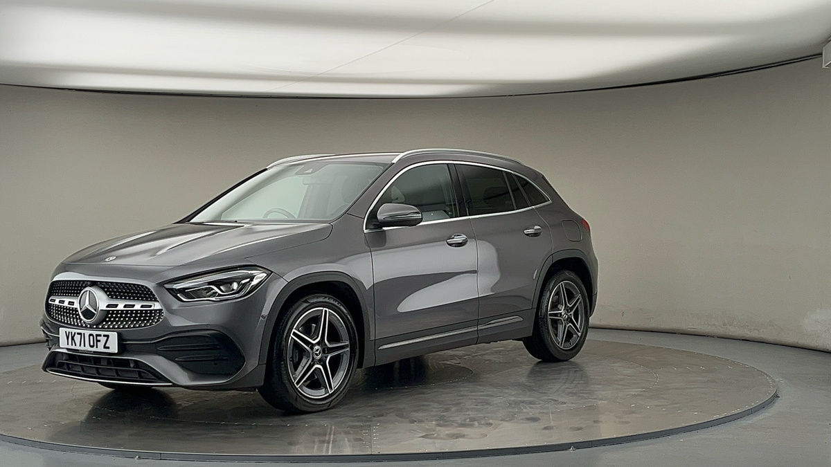 Mercedes-Benz GLA Image 20