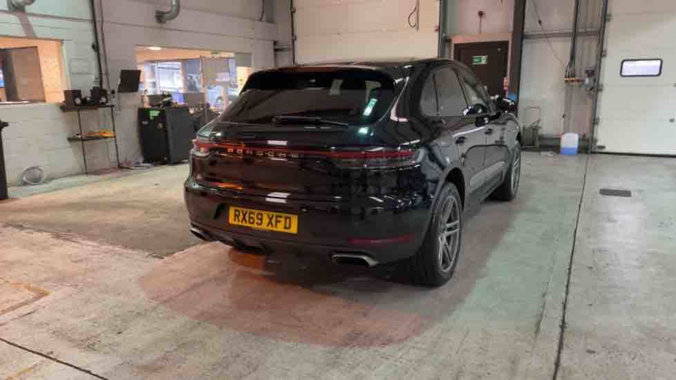 More views of Porsche Macan