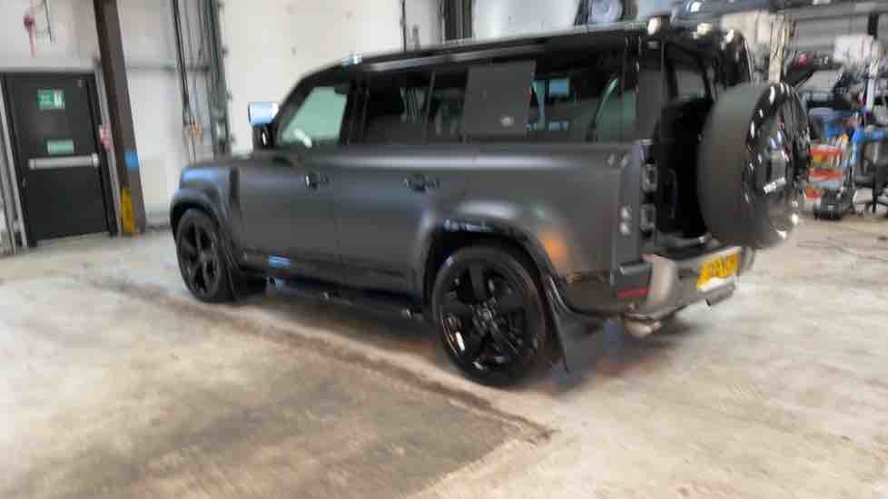 More views of Land Rover Defender 110