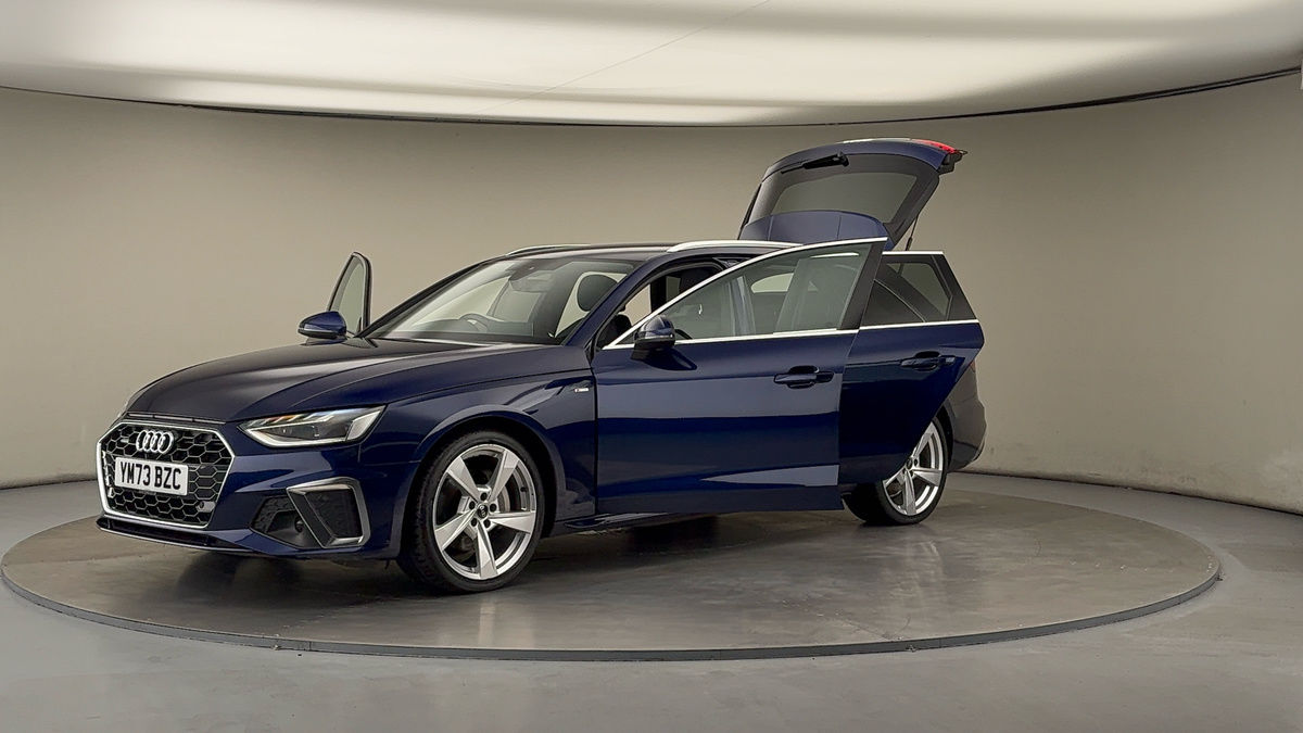 Audi A4 Avant Image 22
