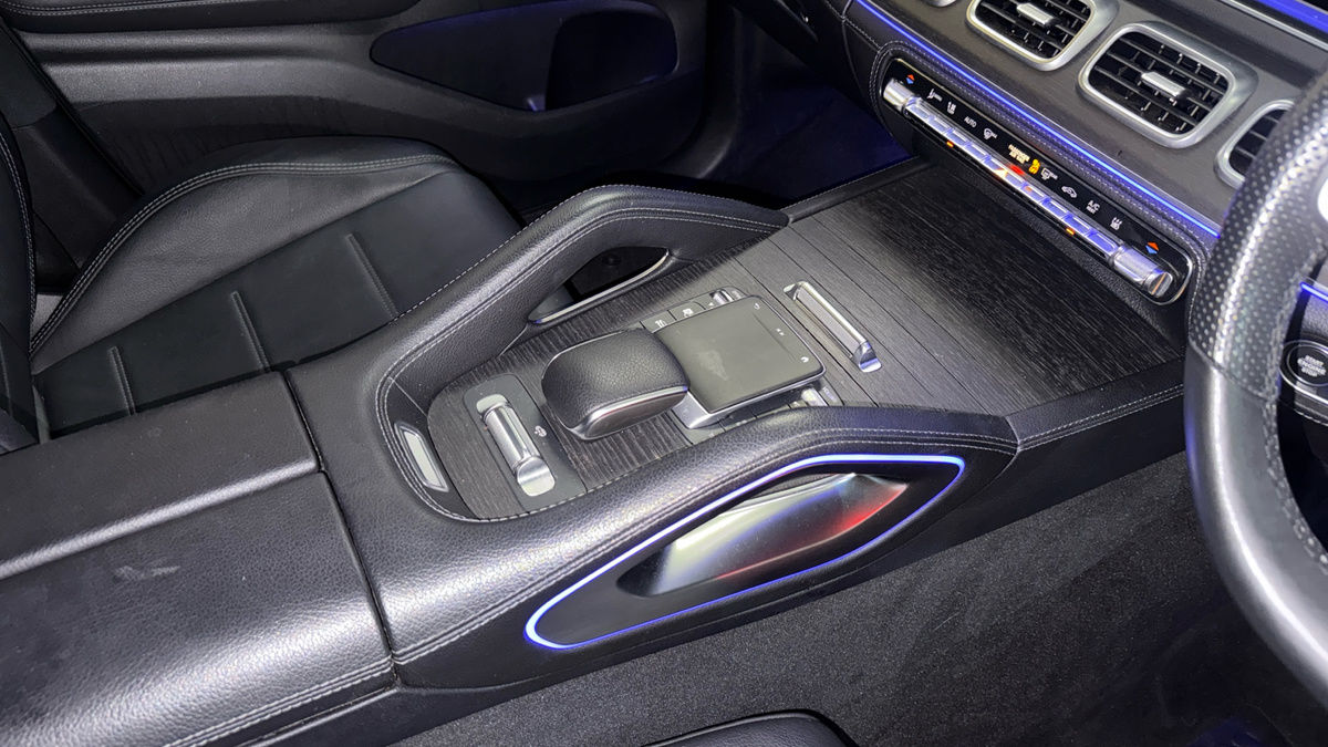 Mercedes-Benz GLE Image 18