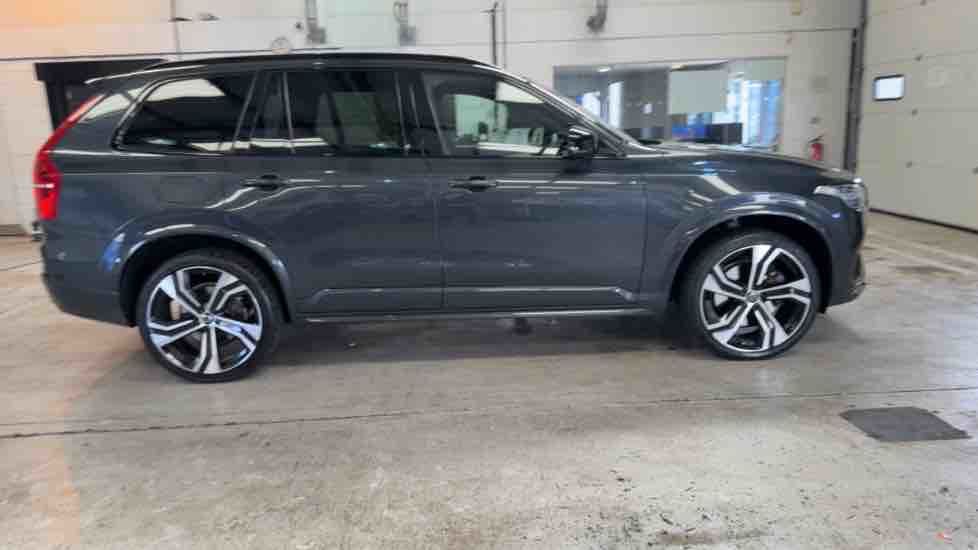 More views of Volvo XC90