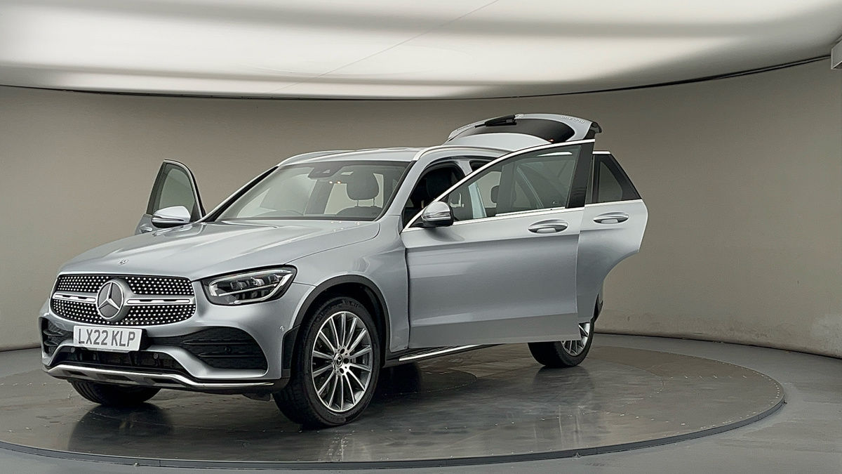 More views of Mercedes-Benz GLC
