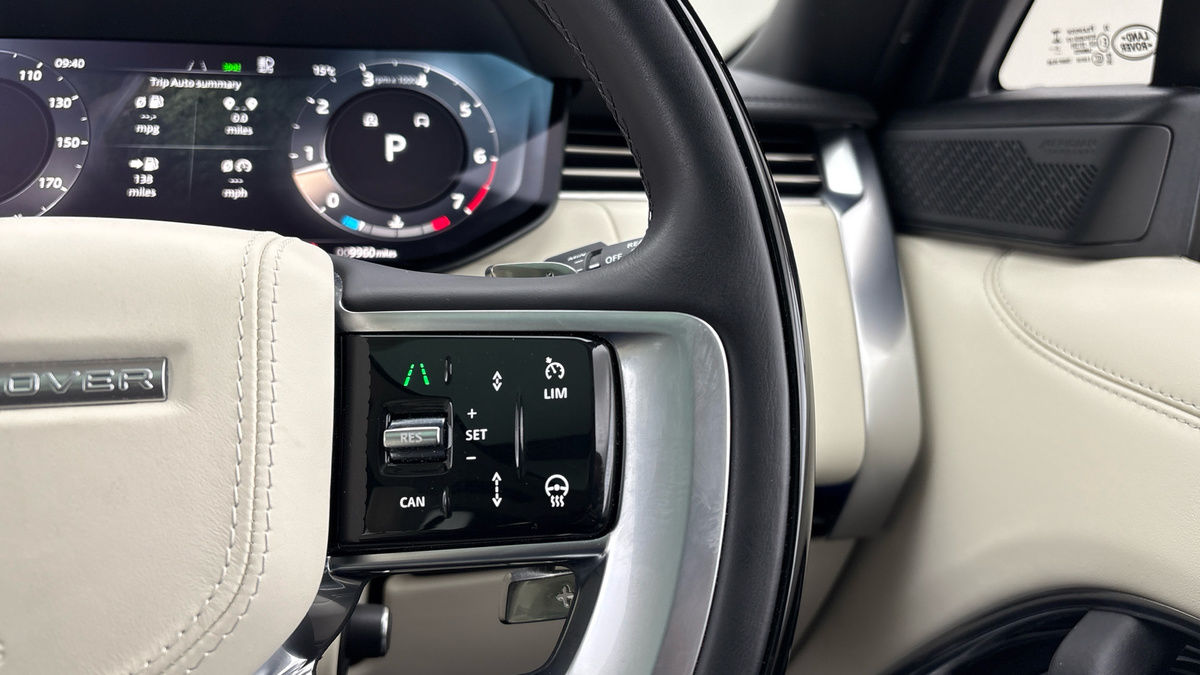 Land Rover Range Rover Image 14