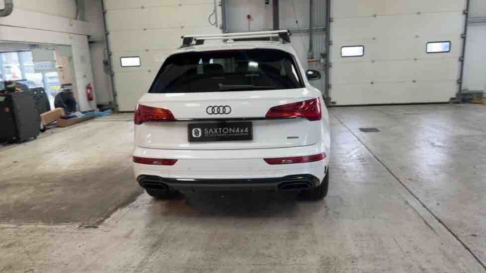 More views of Audi Q5