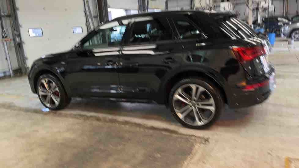 More views of Audi Q5