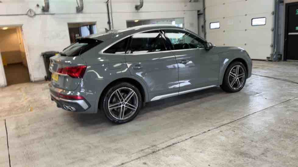 More views of Audi SQ5