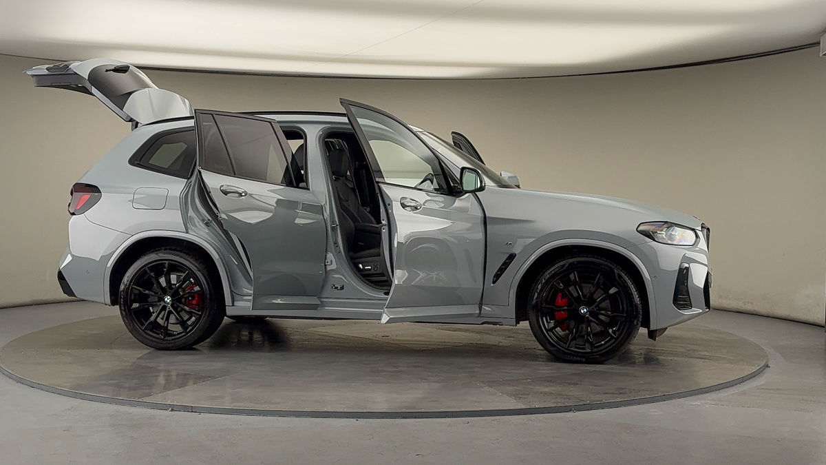 More views of BMW X3