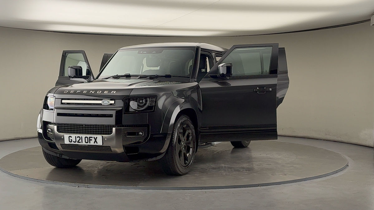 More views of Land Rover Defender 110