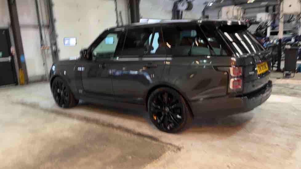 More views of Land Rover Range Rover