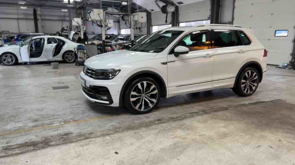 More views of Volkswagen Tiguan