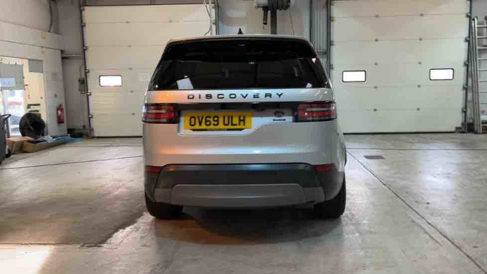 More views of Land Rover Discovery