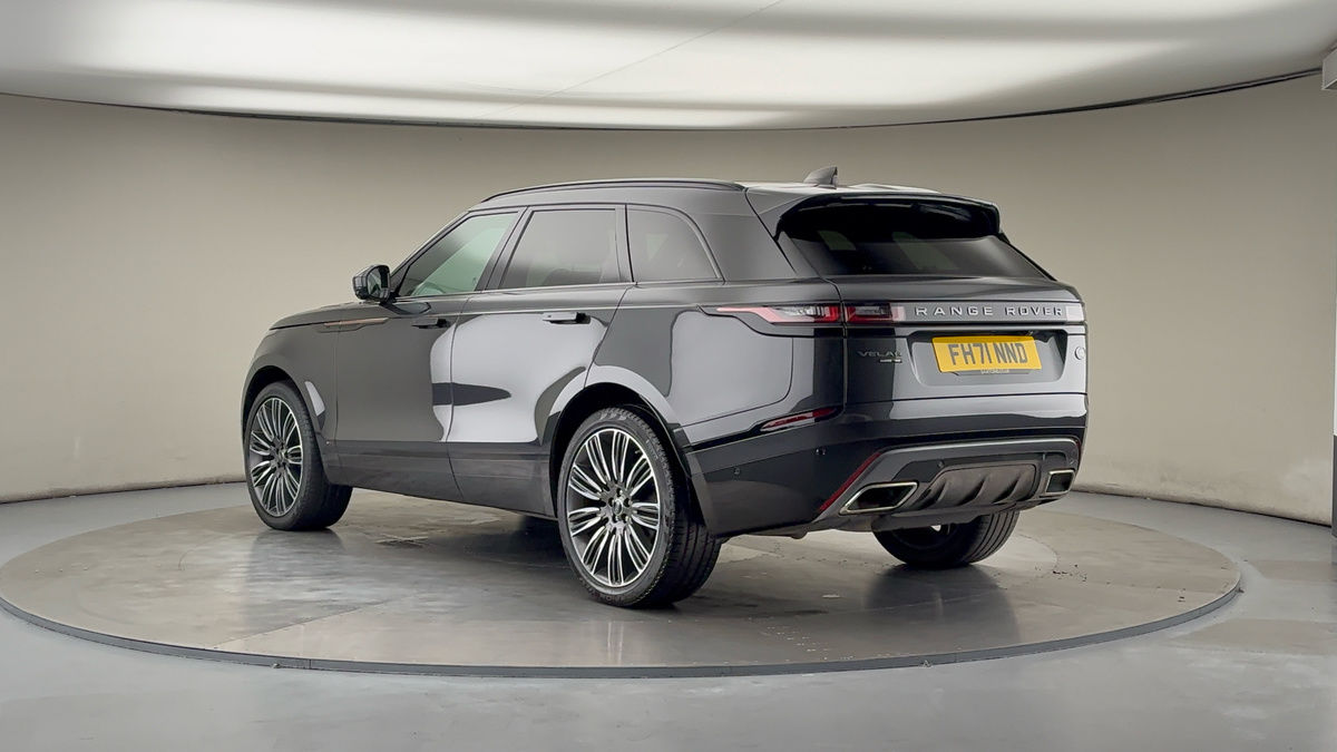Land Rover Range Rover Velar Image 2