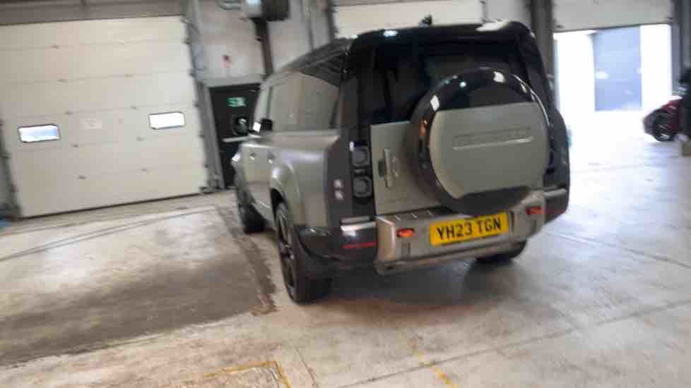 More views of Land Rover Defender 130