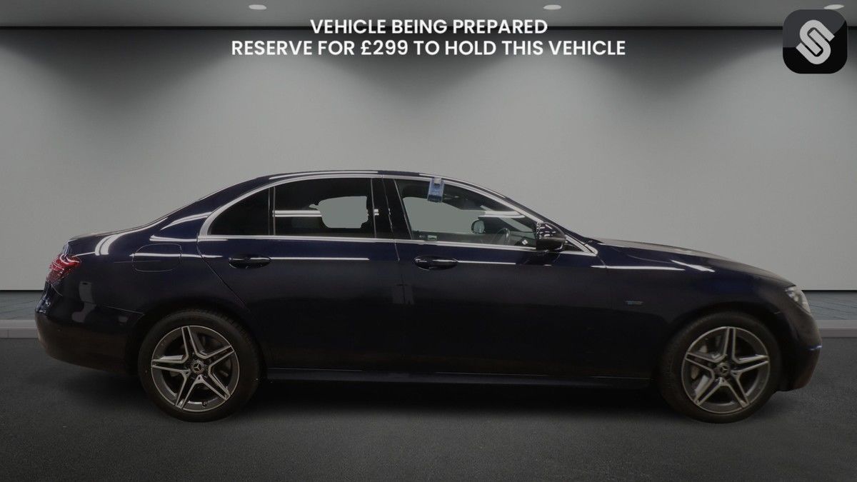 Mercedes-Benz E Class Image 5