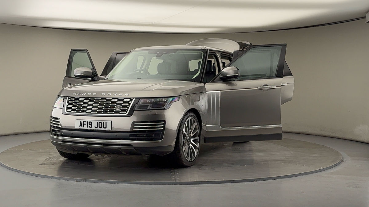 More views of Land Rover Range Rover